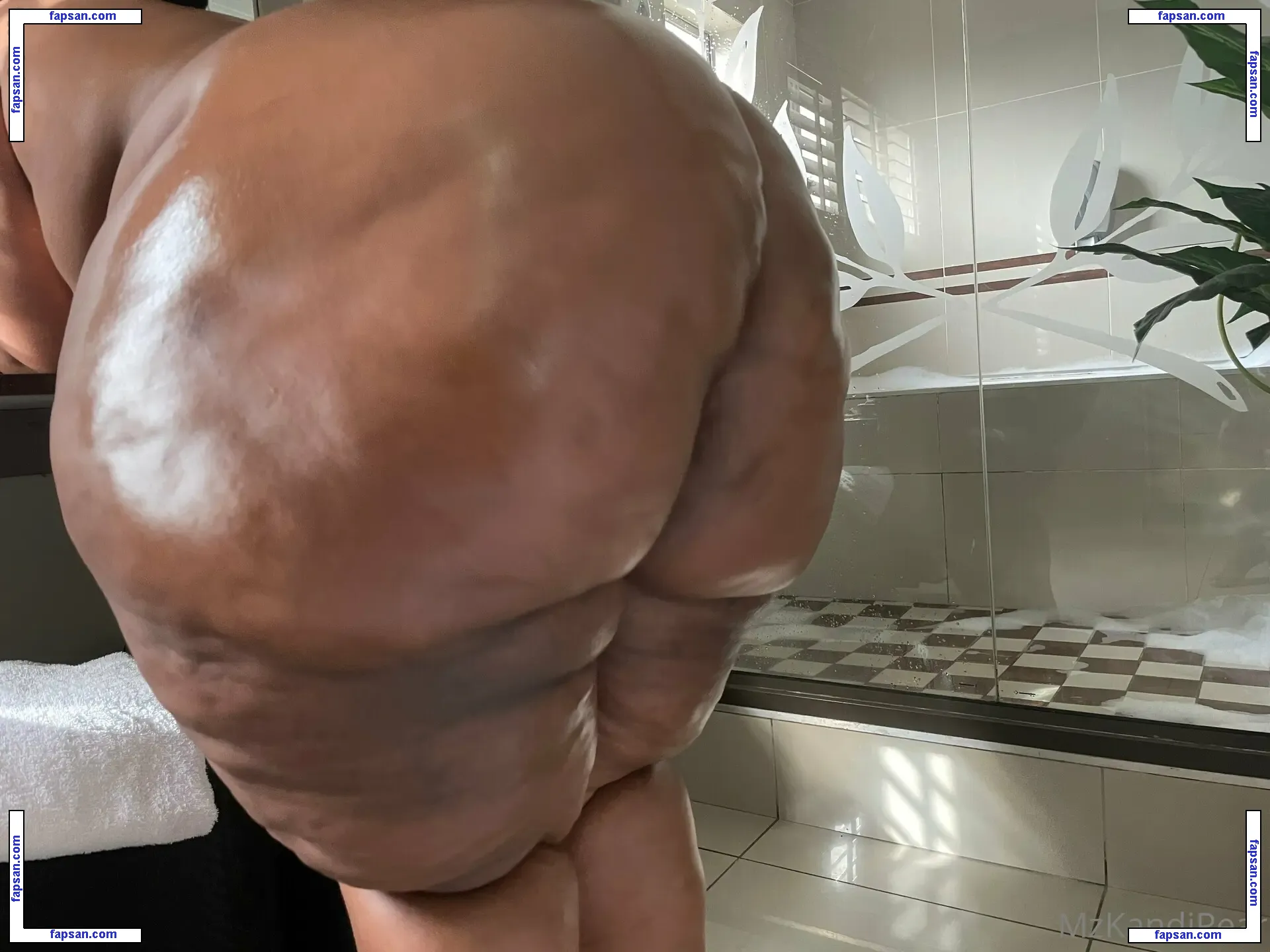 Kandi Pear nude photo #0002 from OnlyFans