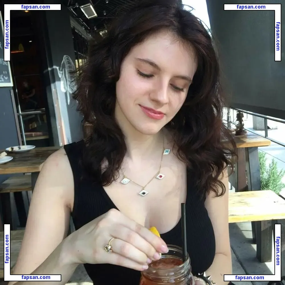 Kara Hayward nude photo #0009 from OnlyFans