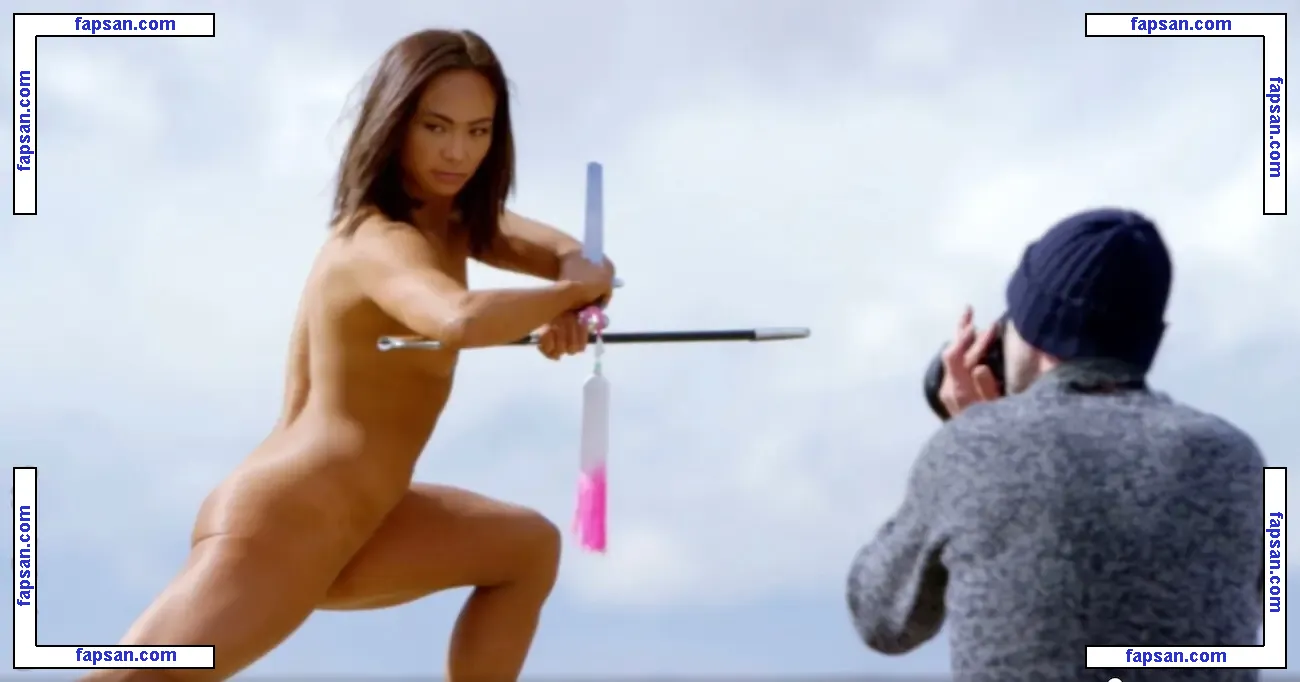 karatehottie голая фото #0001 с Онлифанс