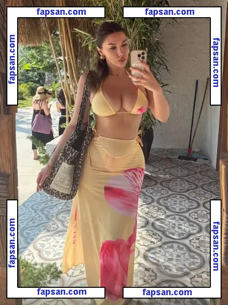 Kardelen Tarkan nude photo #0006 from OnlyFans