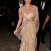 kareenakapoorkhan голая #0003