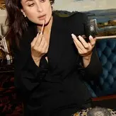 kareenakapoorkhan голая #0013