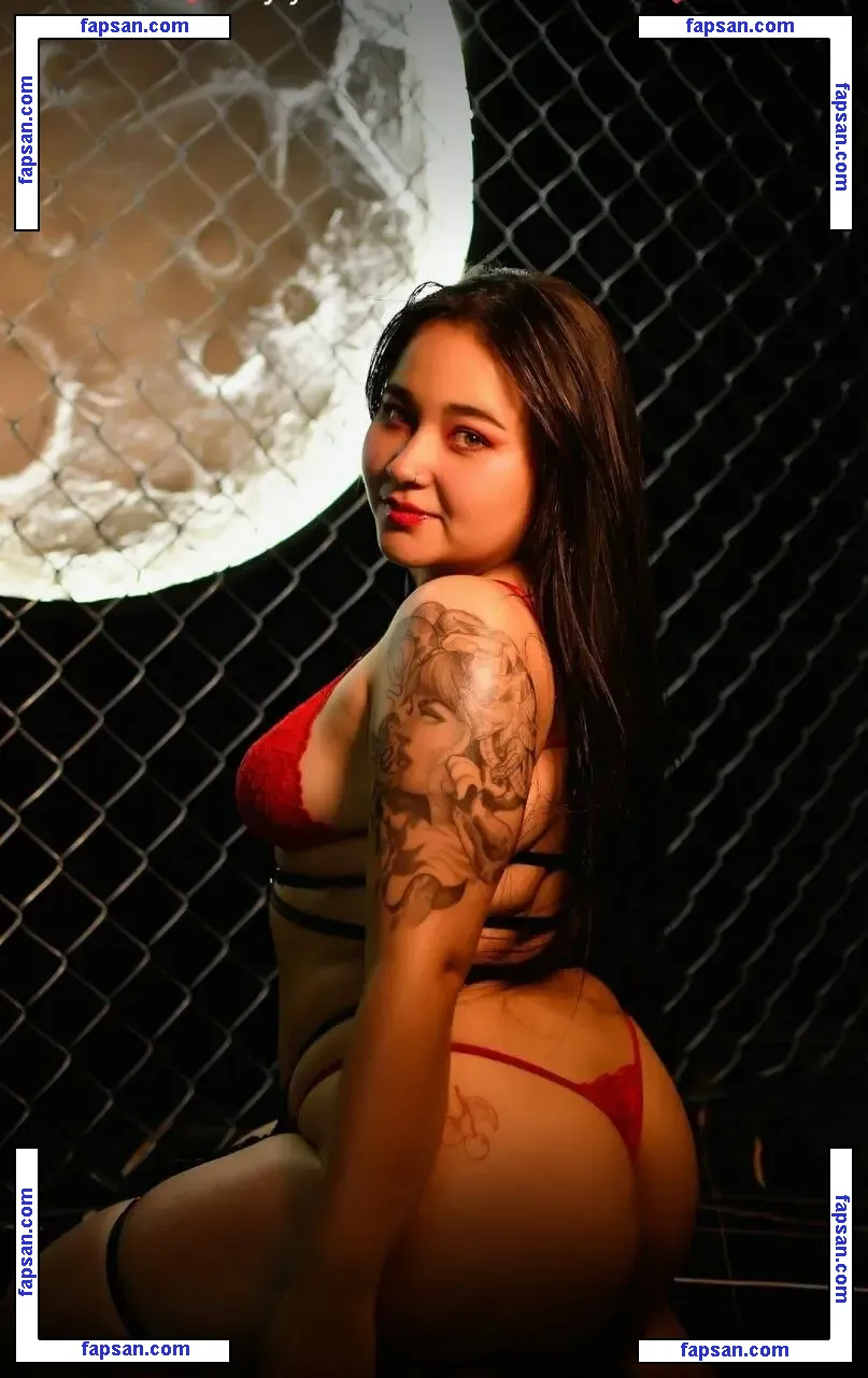 Karen Dayana nude photo #0014 from OnlyFans