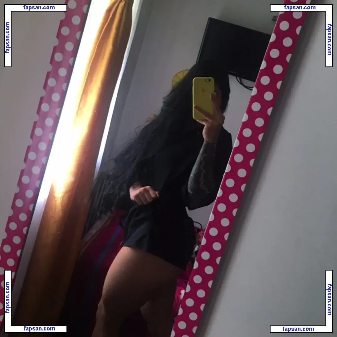 Karen Dayana nude photo #0018 from OnlyFans