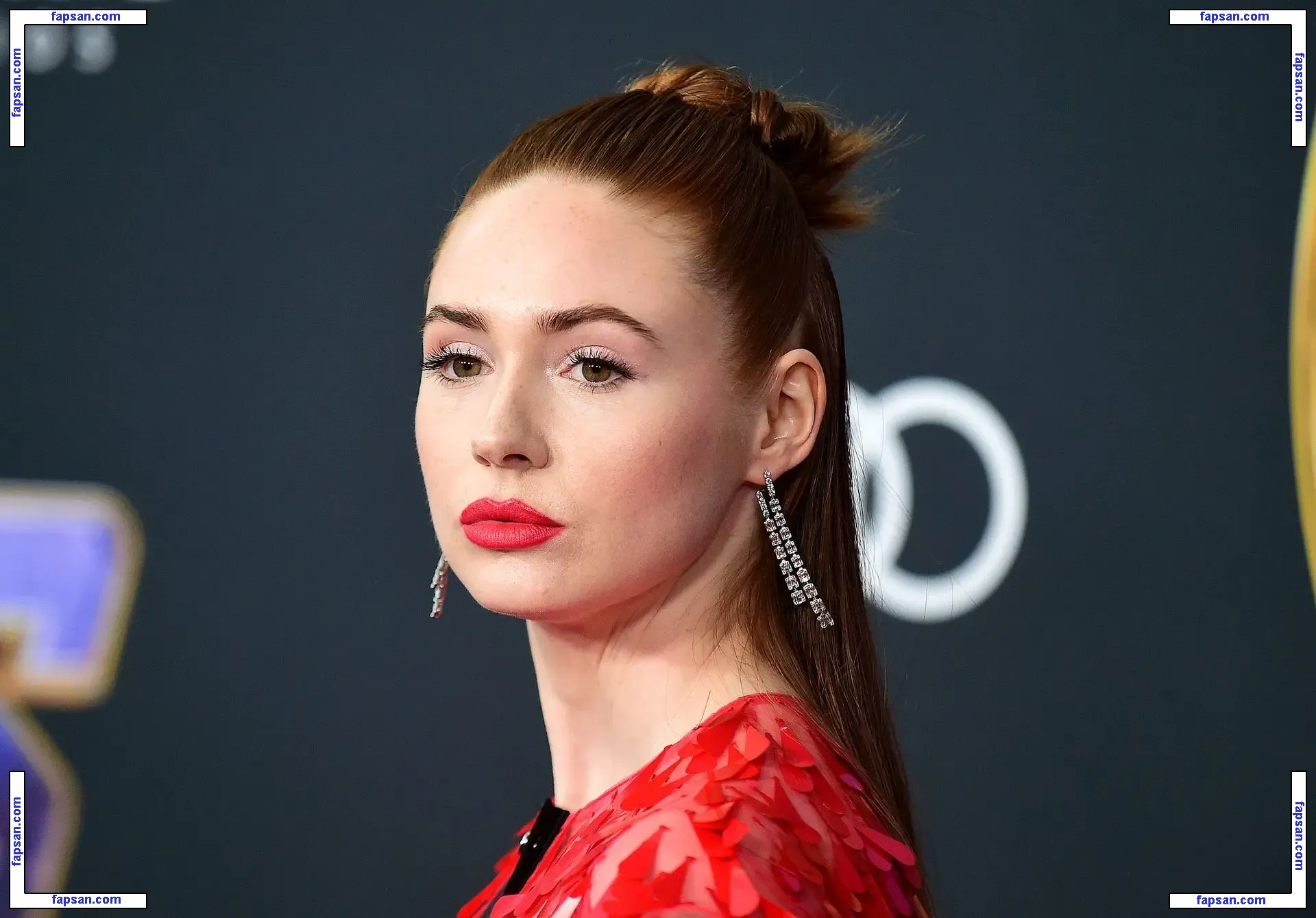 Karen Gillan голая фото #0109 с Онлифанс