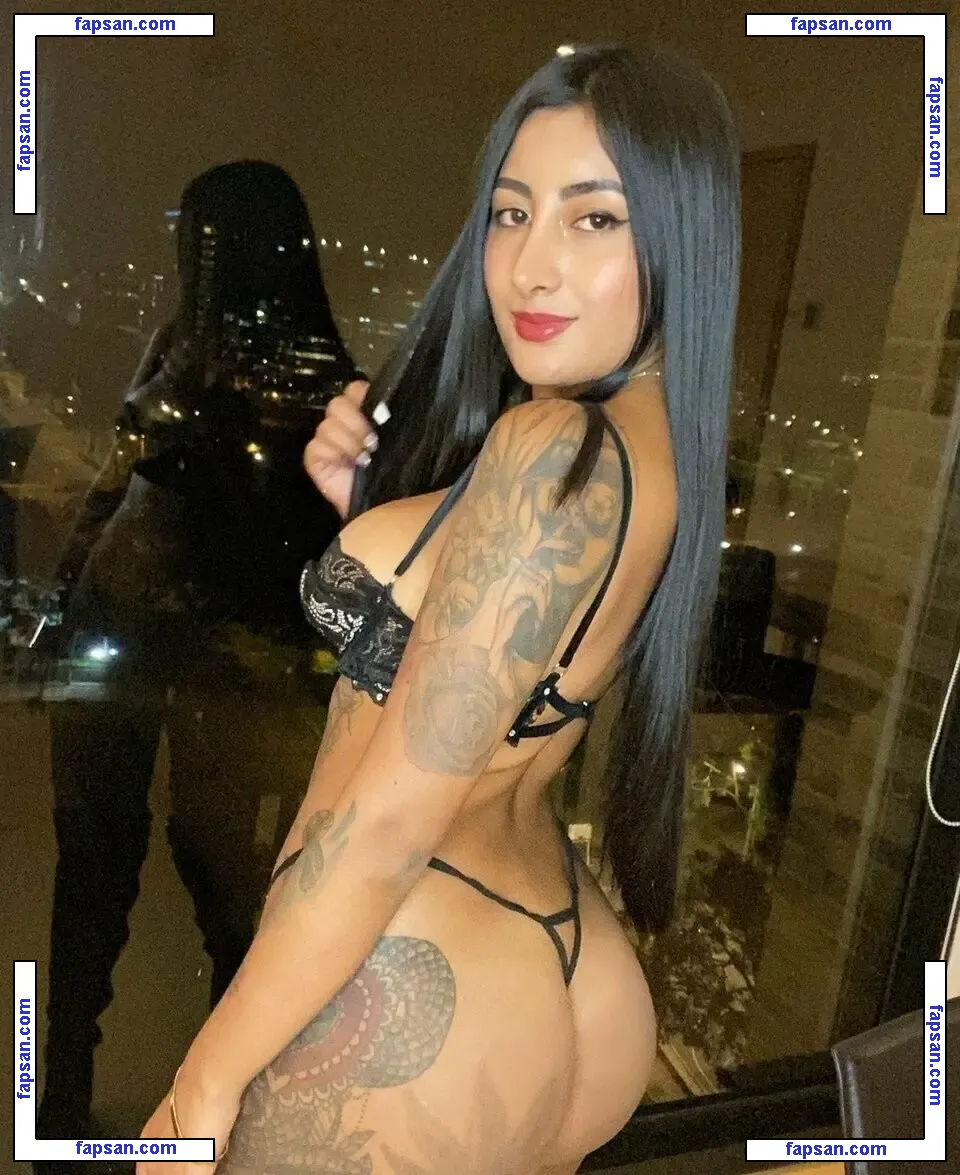 Karencifuentes nude photo #0012 from OnlyFans