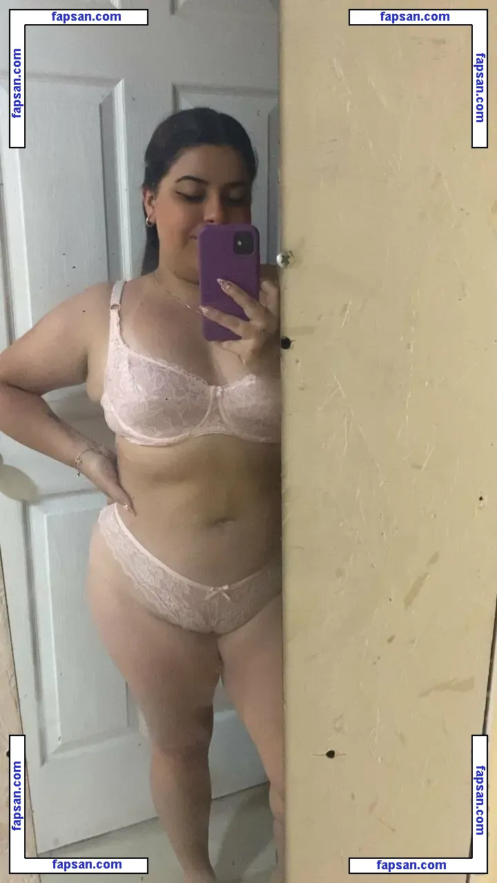 karenmorales nude photo #0002 from OnlyFans