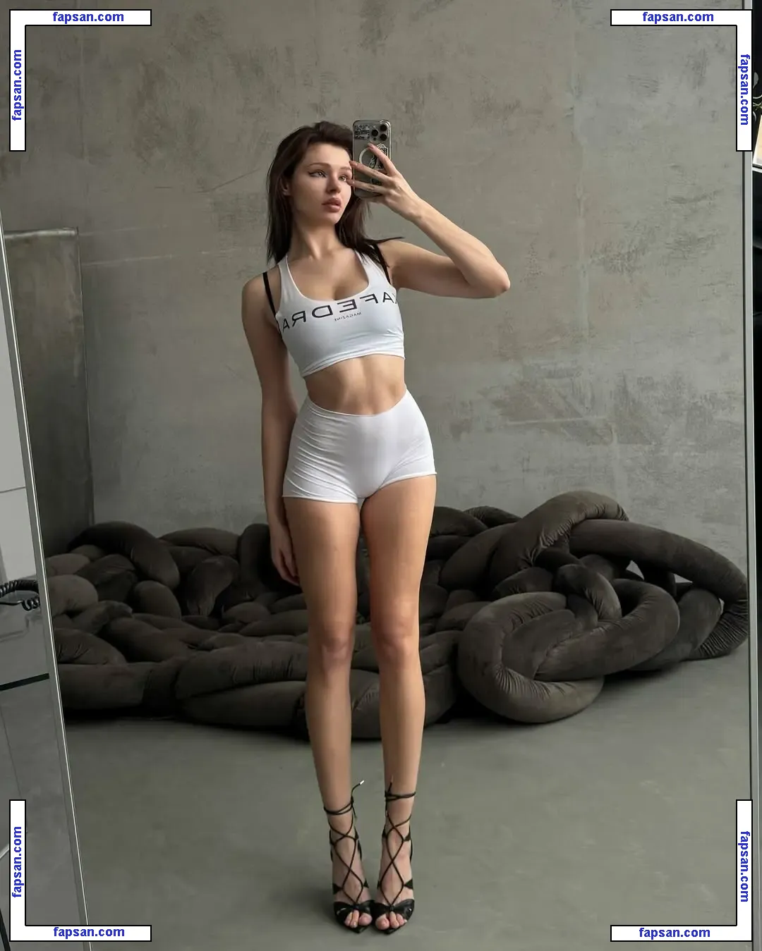 Kari Pitinova nude photo #0081 from OnlyFans