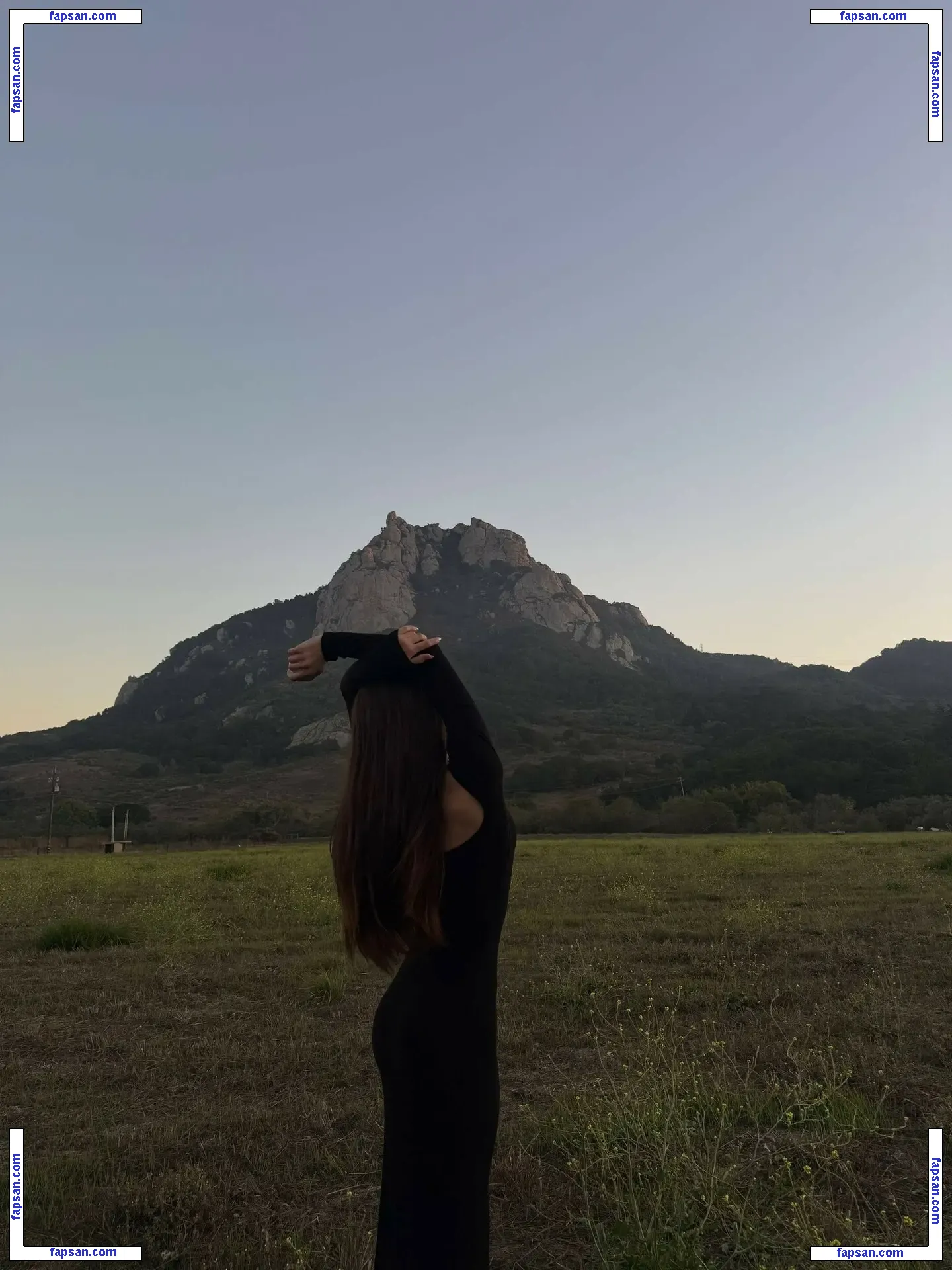 Karinne Elizabeth nude photo #0015 from OnlyFans