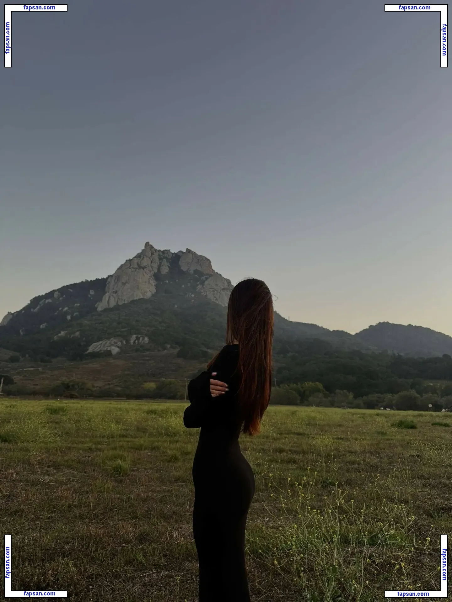 Karinne Elizabeth nude photo #0016 from OnlyFans