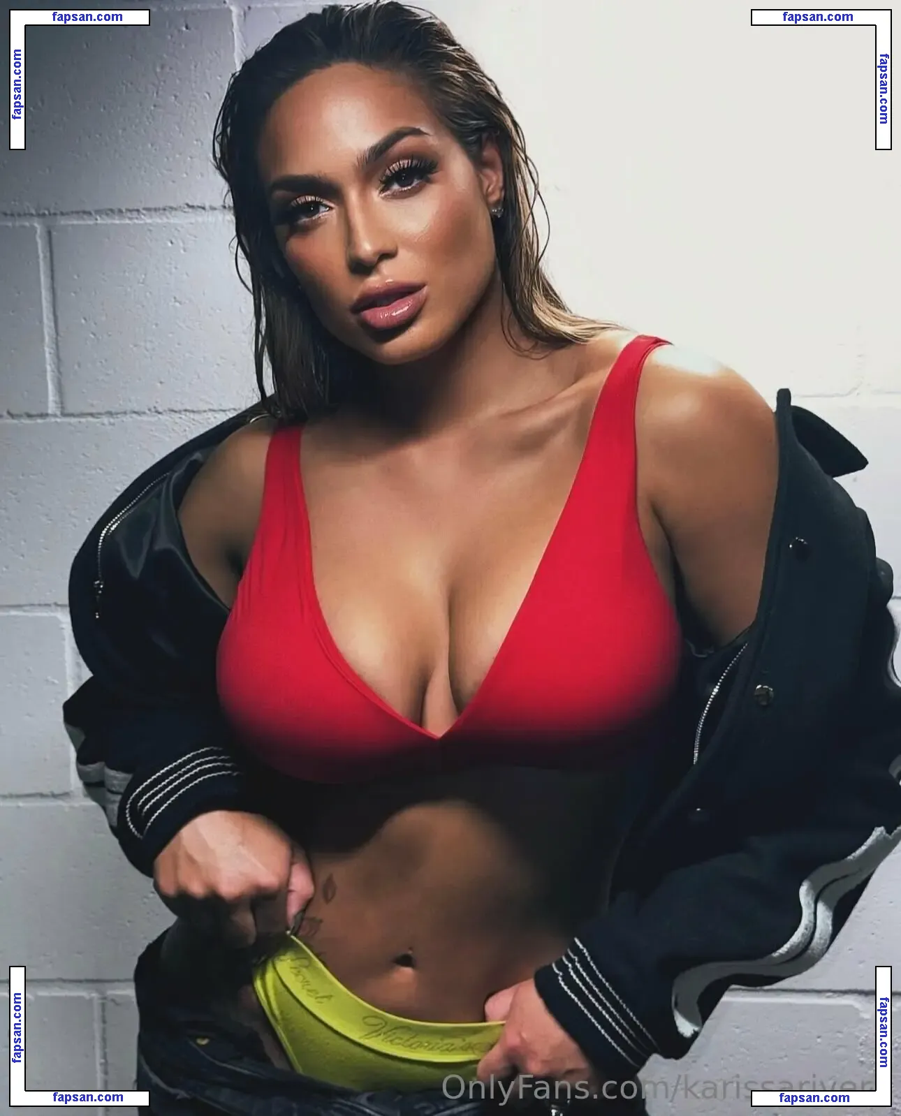 karissarivera nude photo #0002 from OnlyFans