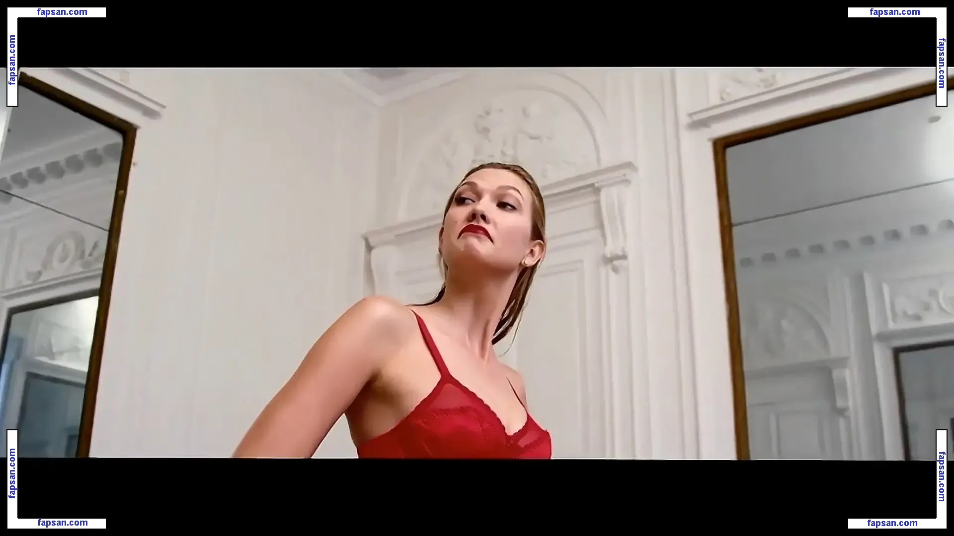 Karlie Kloss nude photo #0122 from OnlyFans