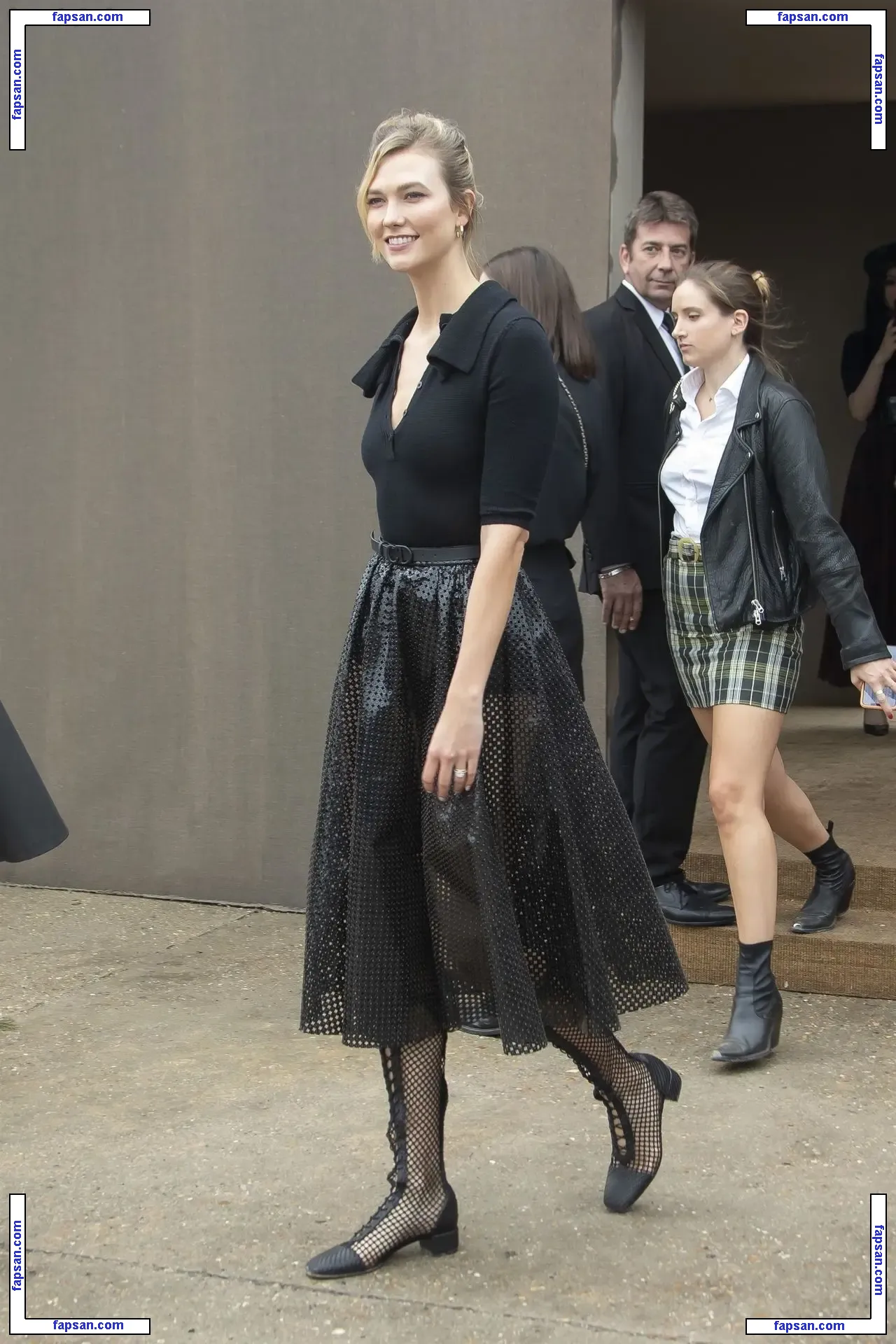 Karlie Kloss nude photo #0244 from OnlyFans