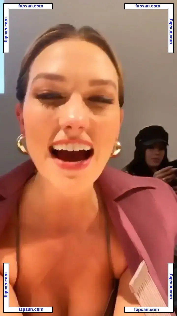 Karlie Kloss nude photo #0376 from OnlyFans