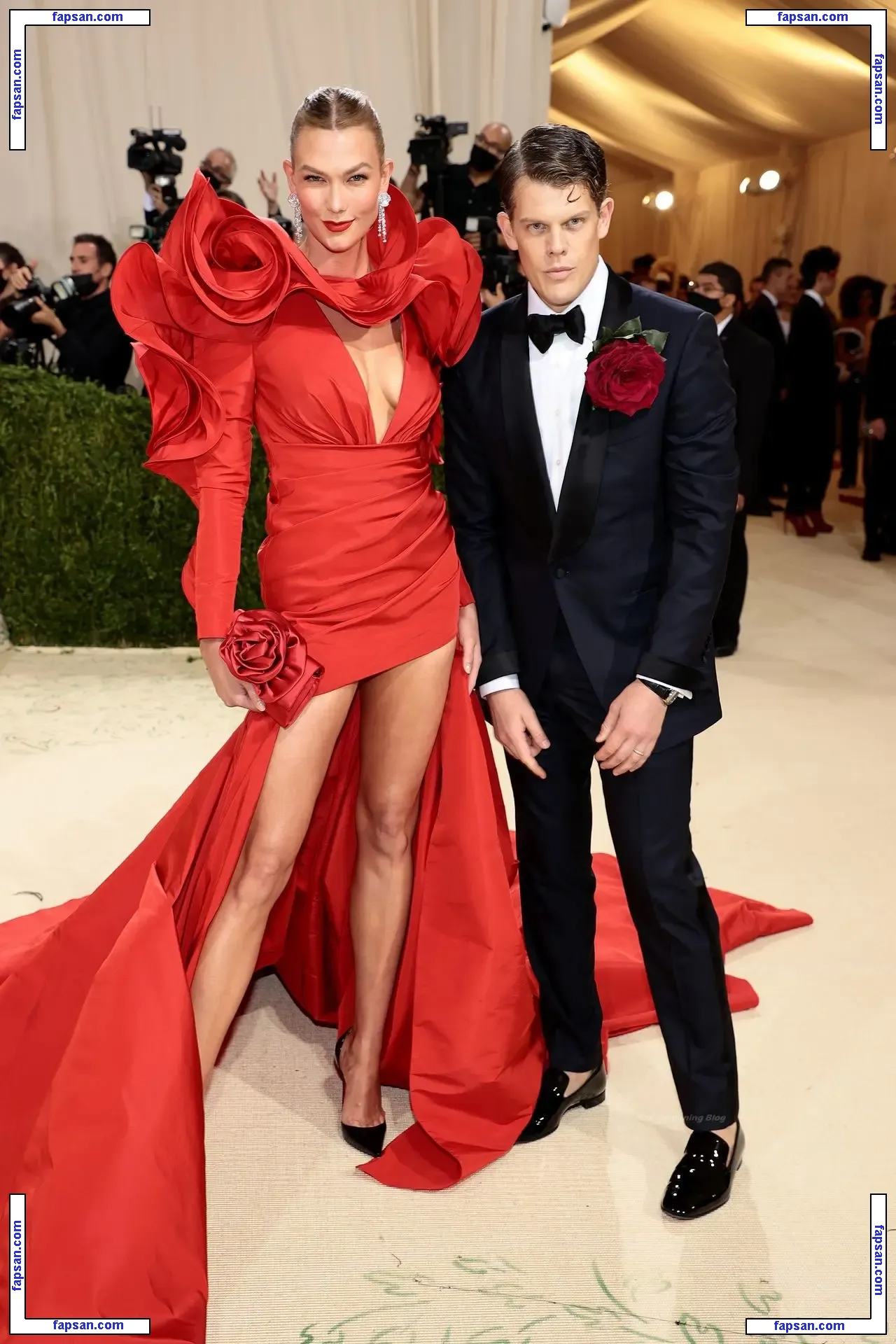 Karlie Kloss nude photo #0520 from OnlyFans