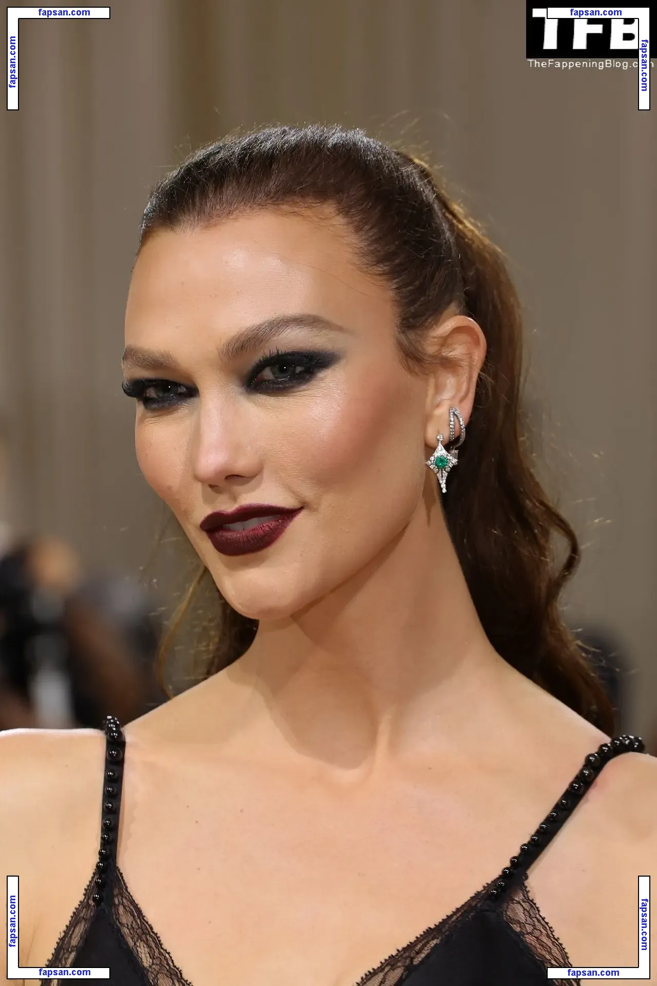 Karlie Kloss nude photo #0580 from OnlyFans