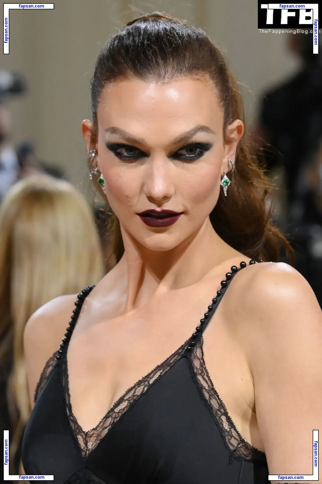 Karlie Kloss nude photo #0607 from OnlyFans