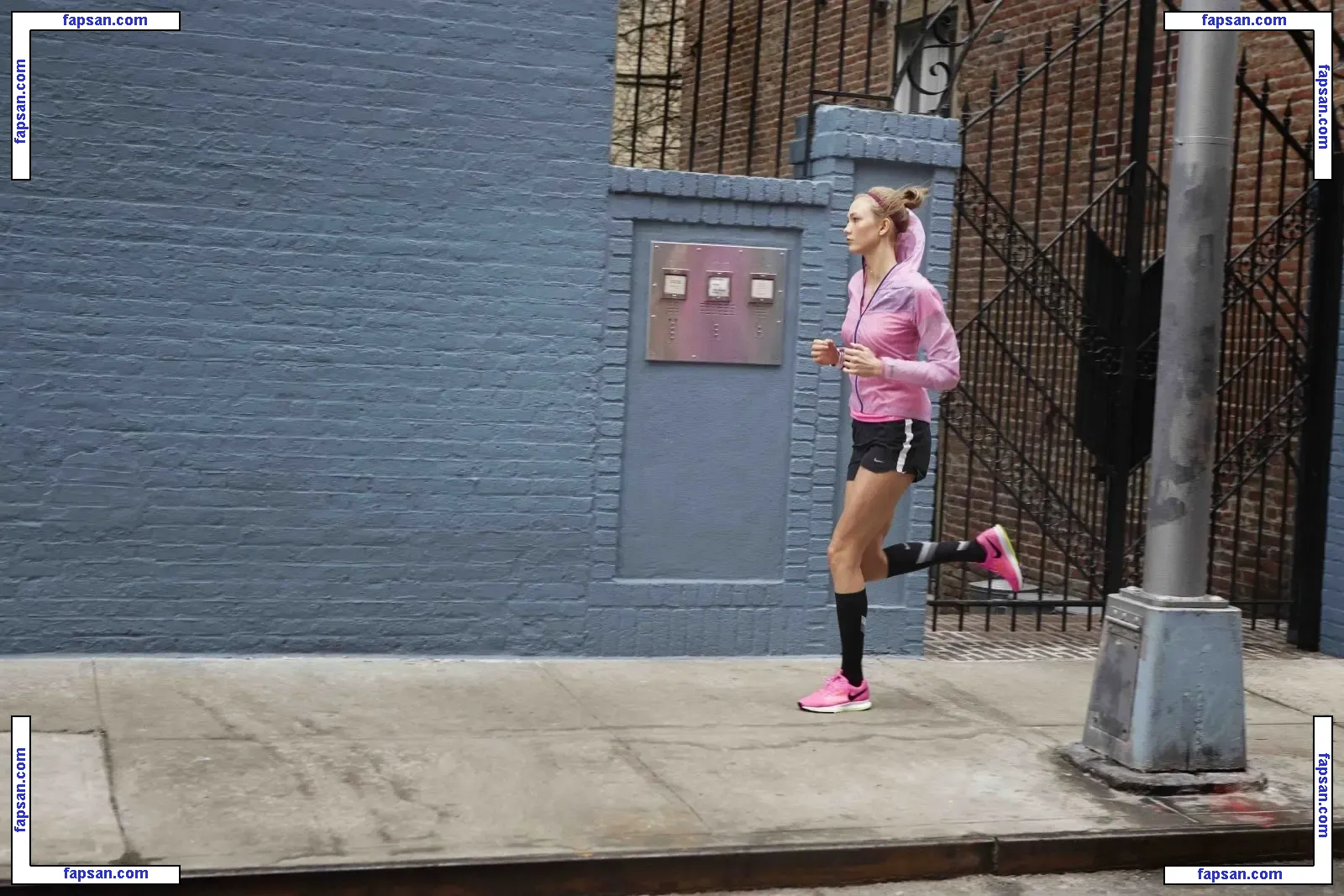 Karlie Kloss nude photo #0634 from OnlyFans