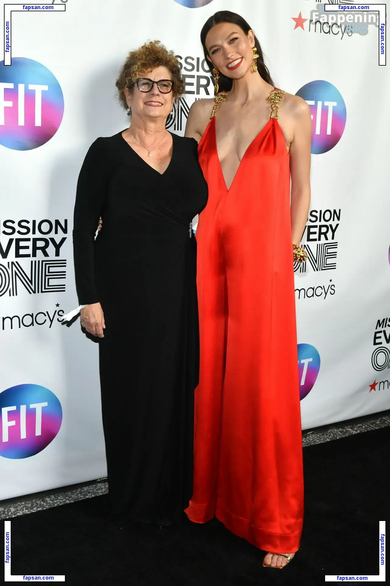 Karlie Kloss nude photo #0802 from OnlyFans