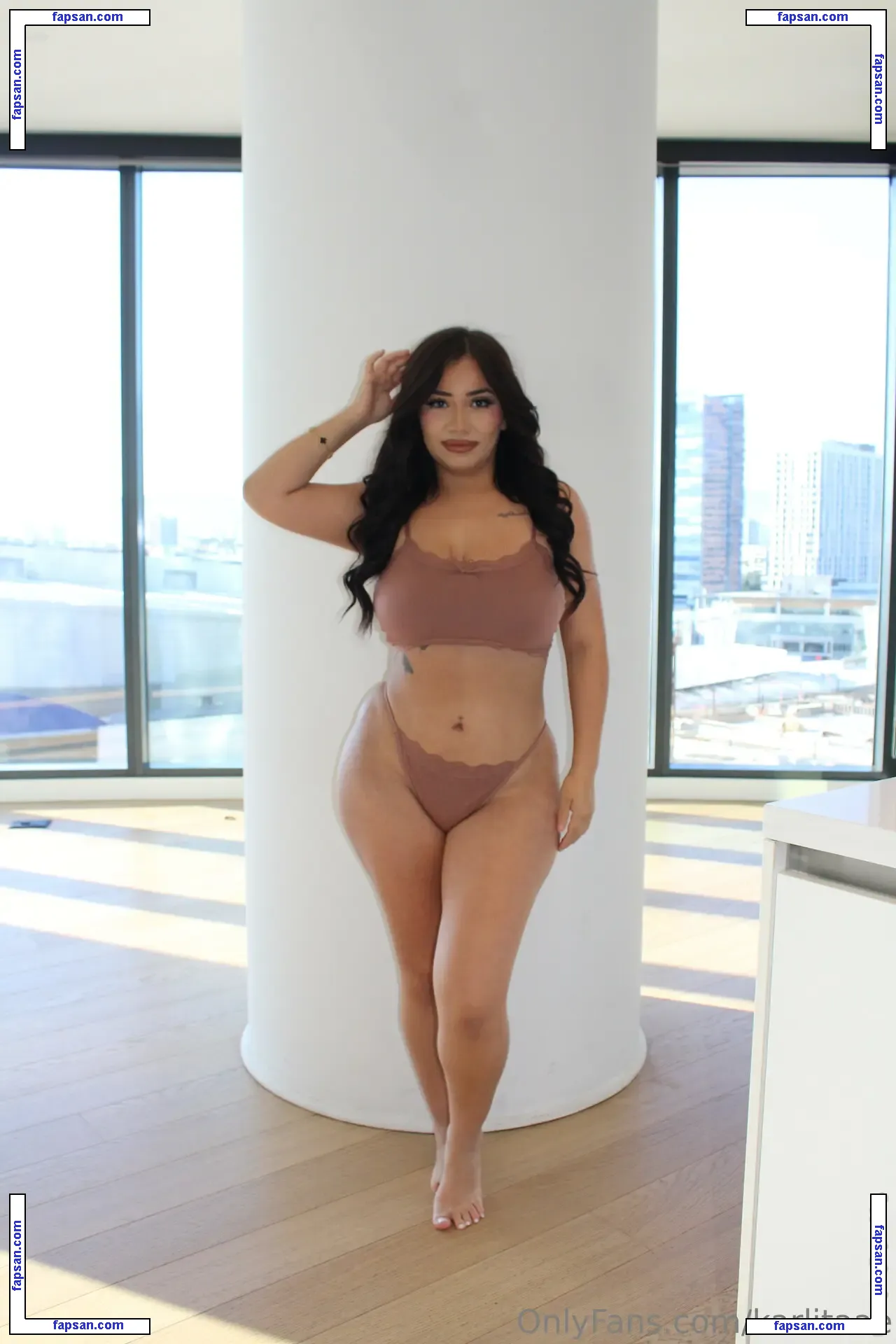 karlitaae nude photo #0041 from OnlyFans