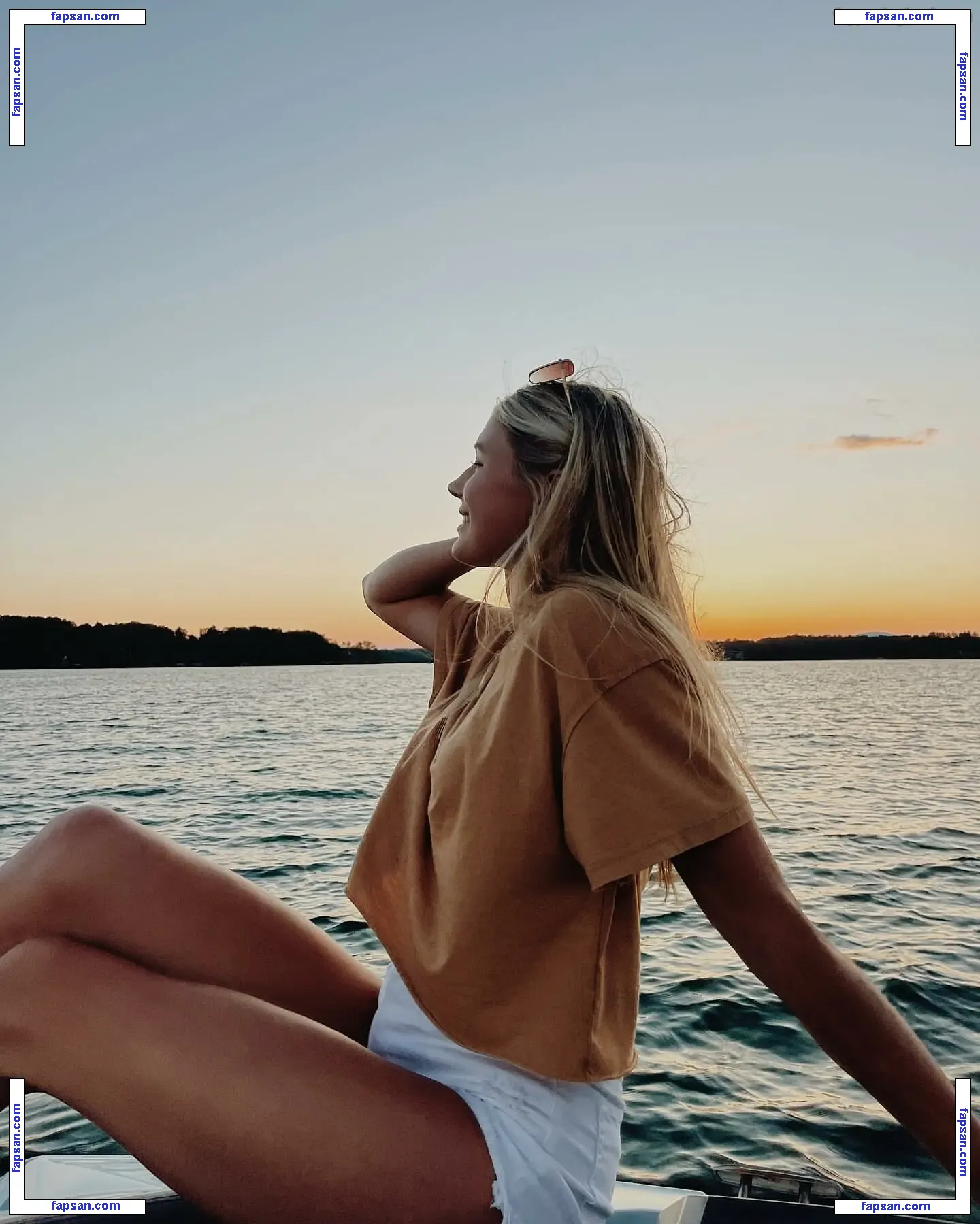 Karlyn Pickens nude photo #0002 from OnlyFans