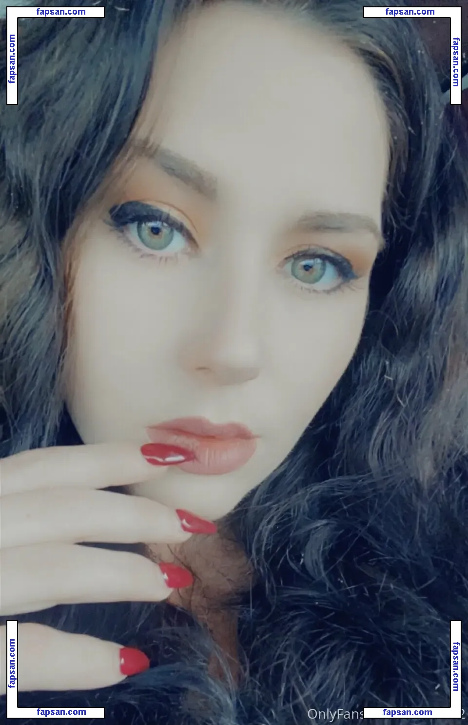karmahk2 nude photo #0007 from OnlyFans