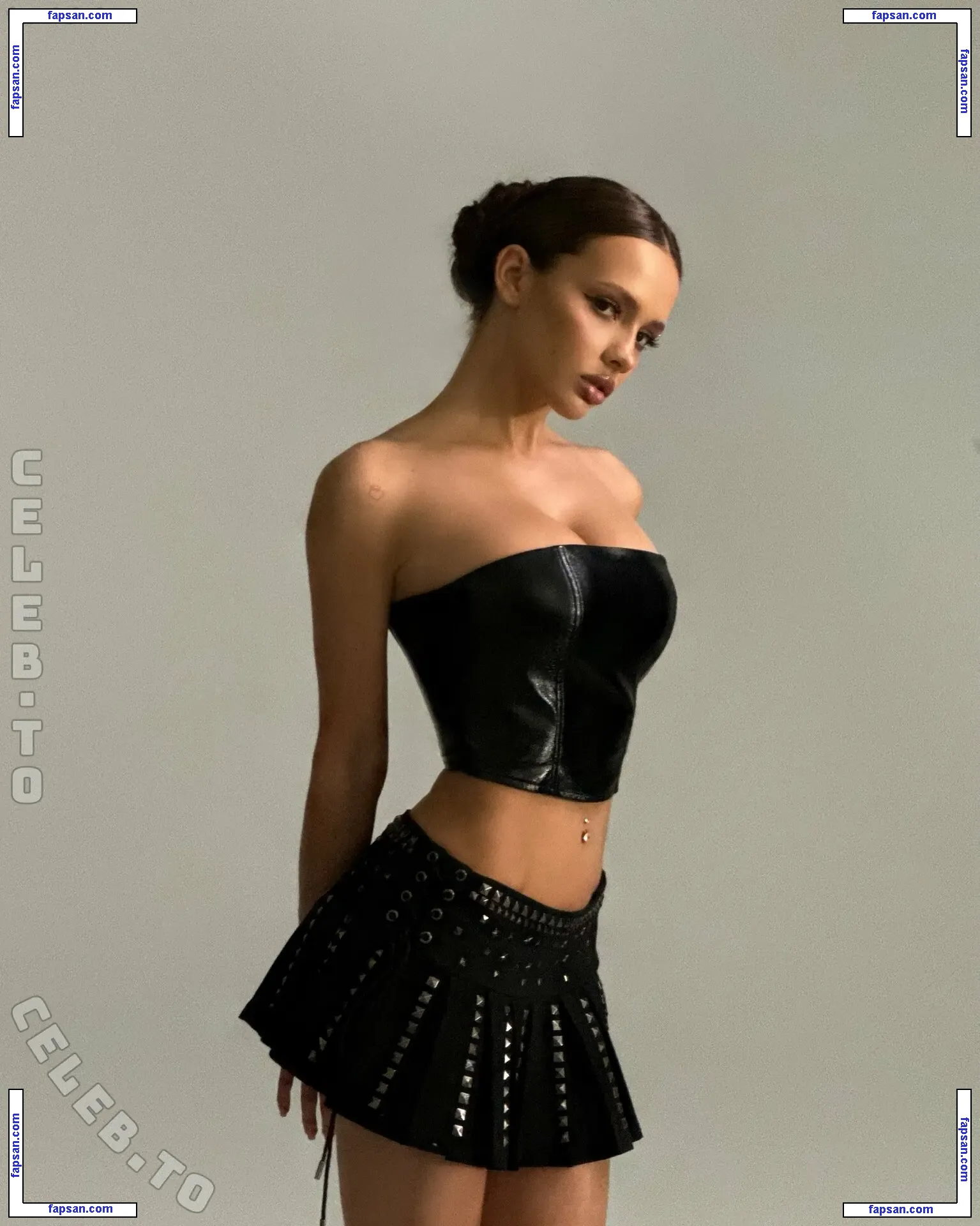 KarnaVal голая фото #0015 с Онлифанс