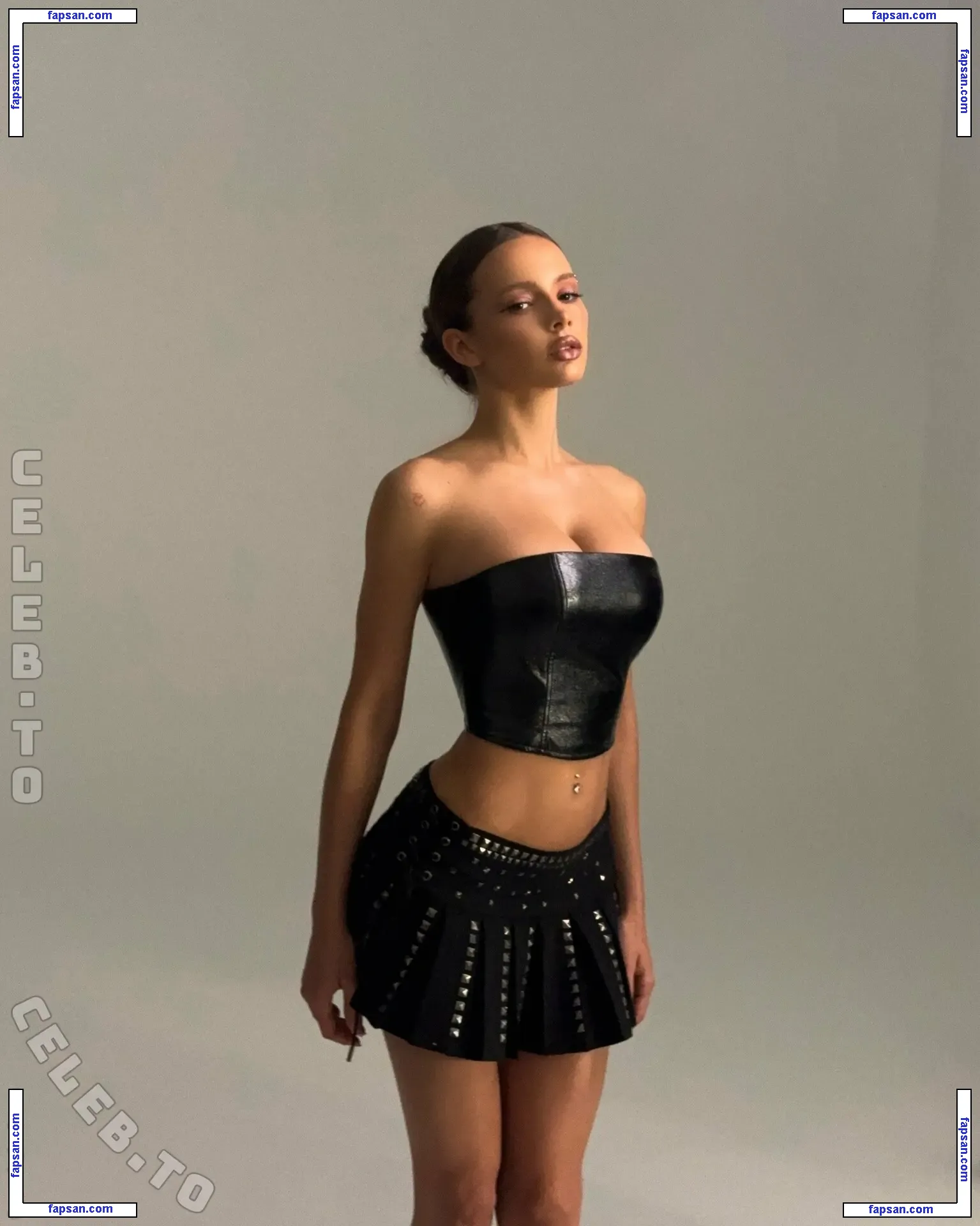 KarnaVal голая фото #0016 с Онлифанс