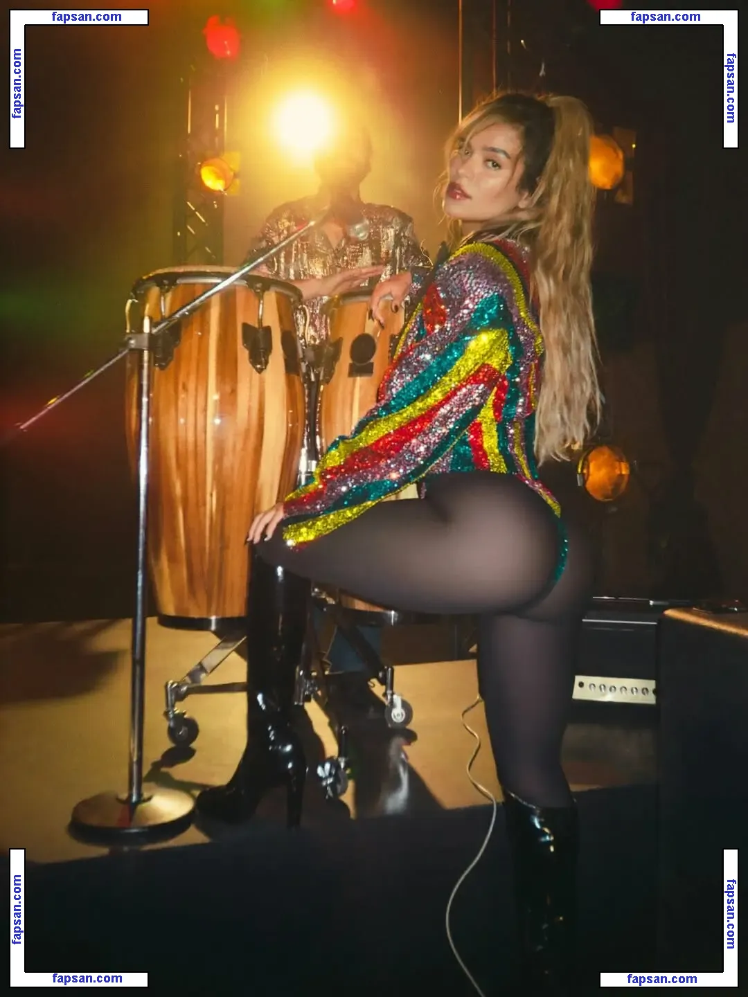 KAROL G голая фото #0459 с Онлифанс