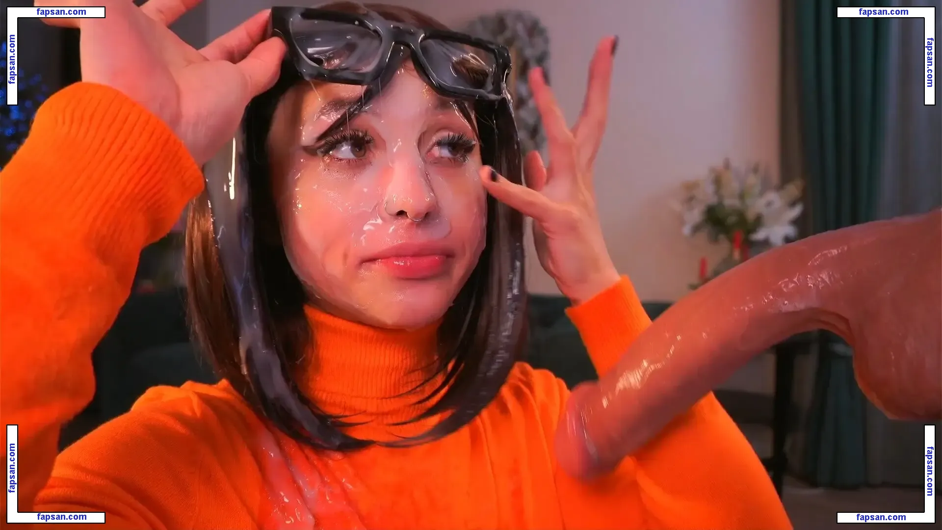 karolineneuer nude photo #0009 from OnlyFans