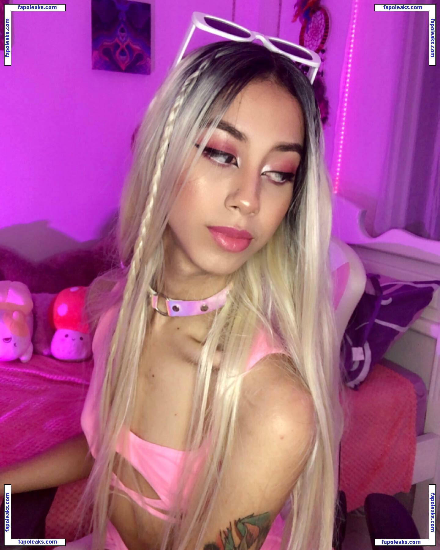 Karoll Valencia / dramakaroll / lovelykaroll nude photo #0019 from OnlyFans