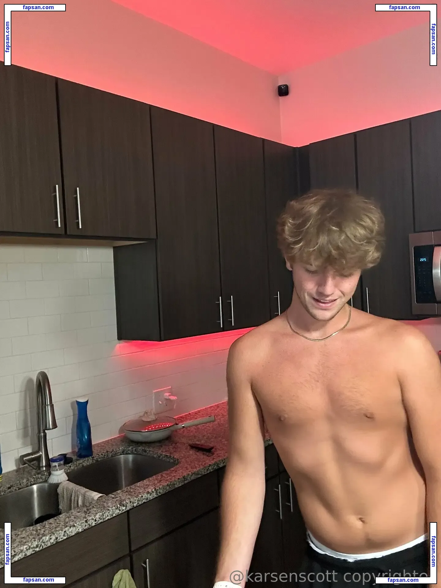 karsen.scott nude photo #0054 from OnlyFans