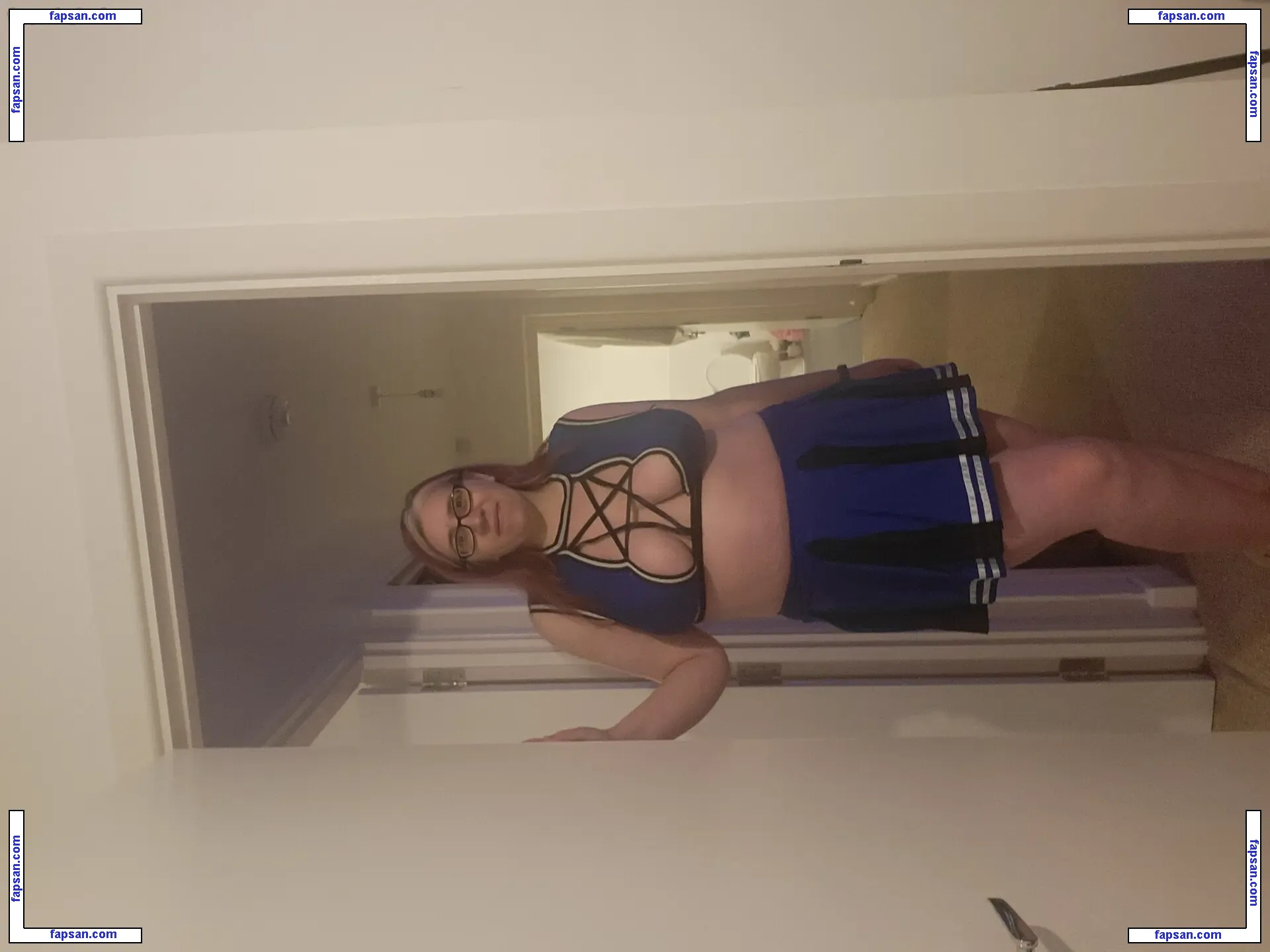 Kasey Hutton голая фото #0018 с Онлифанс