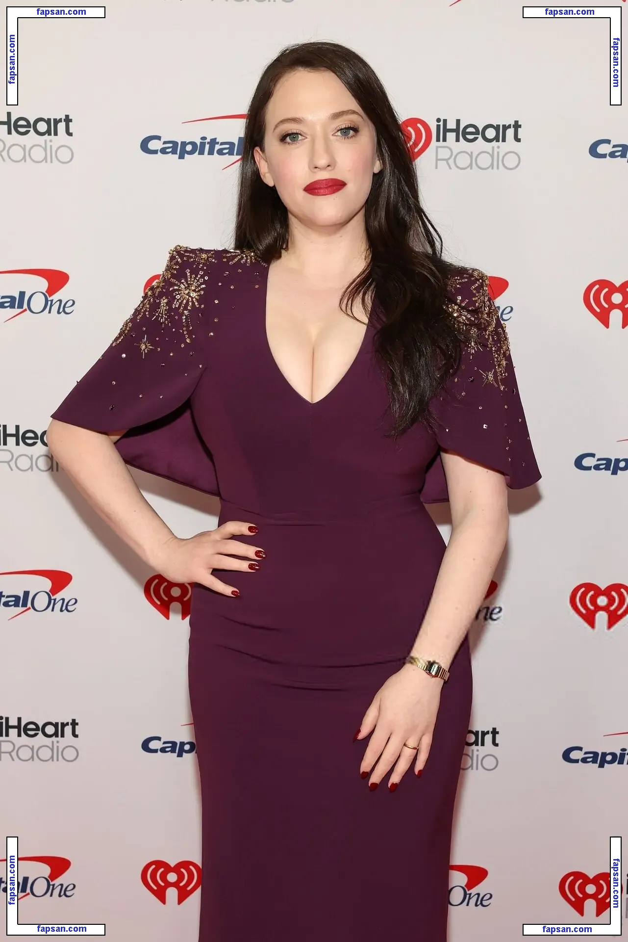 Kat Dennings голая фото #0616 с Онлифанс