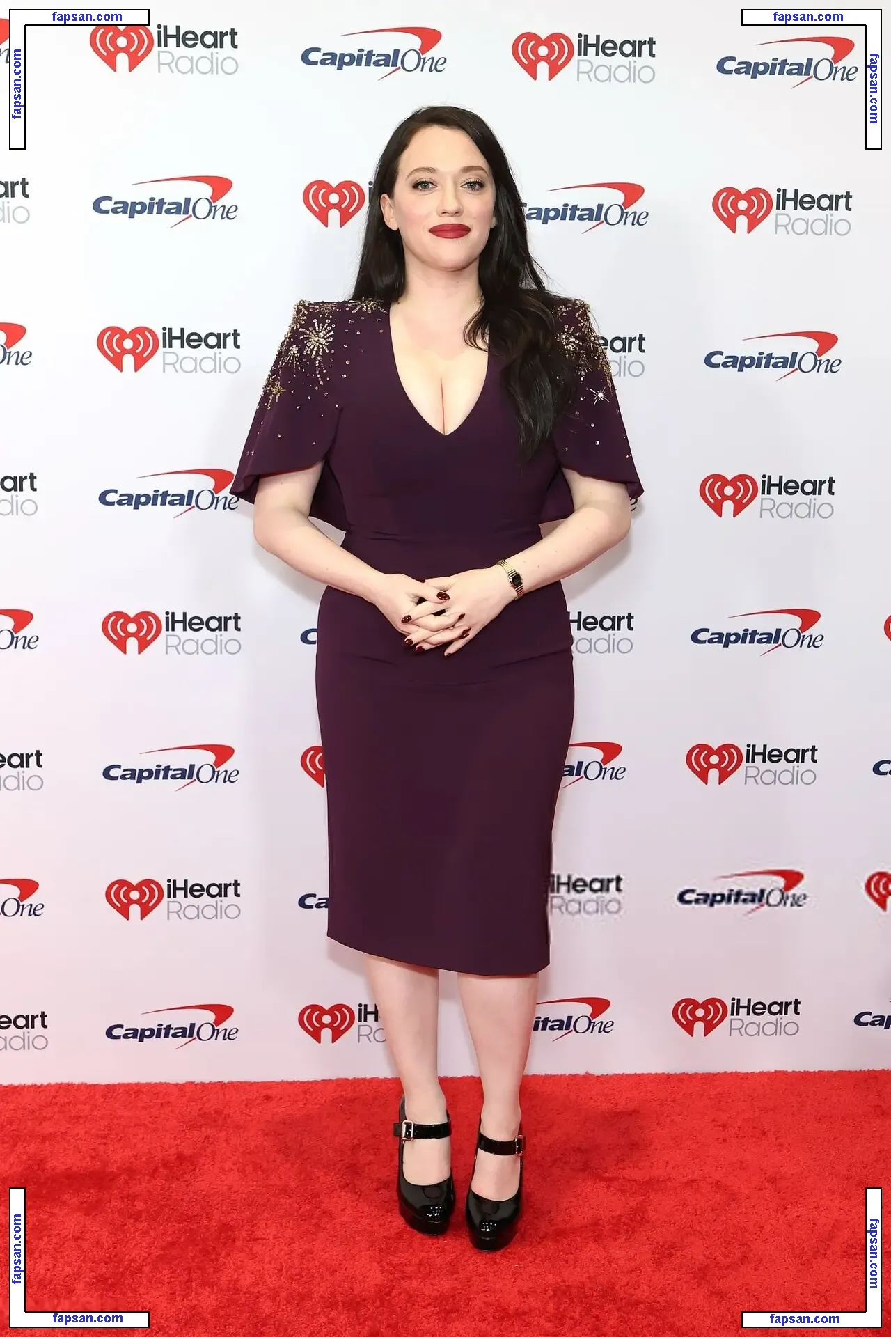 Kat Dennings голая фото #0620 с Онлифанс