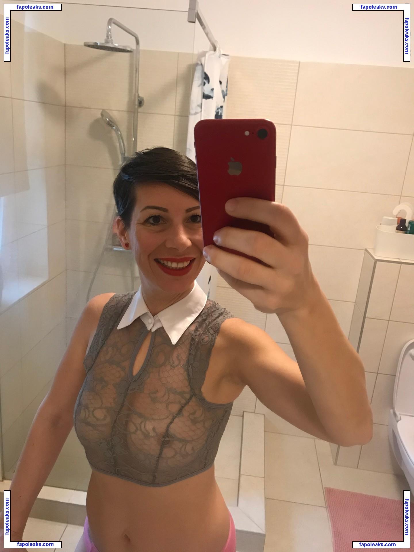 Kat Haze / kat_haze nude photo #0012 from OnlyFans