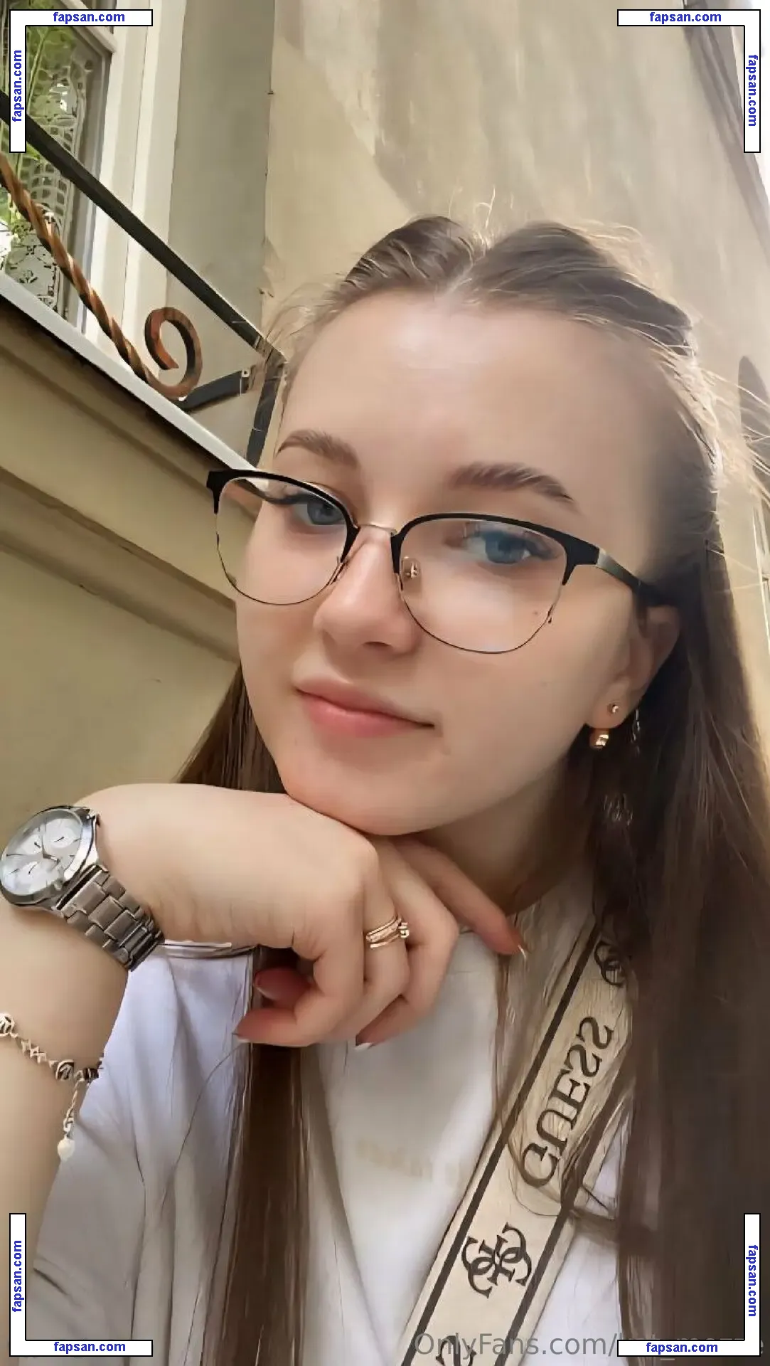 kat_mozze nude photo #0040 from OnlyFans