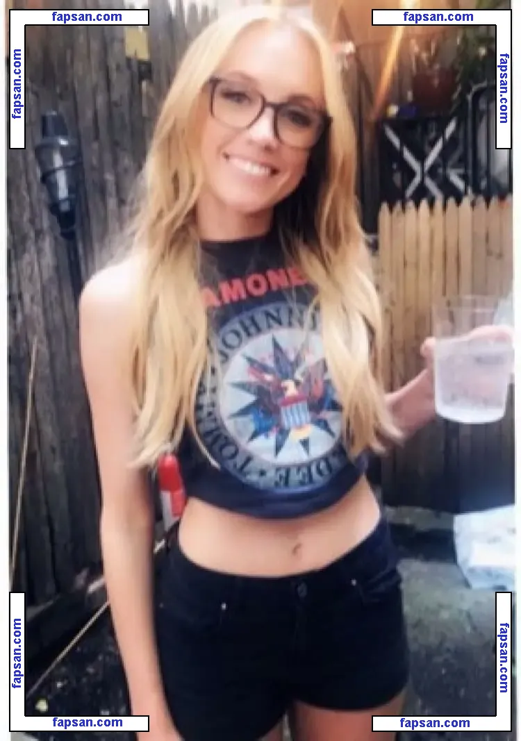 Kat Timpf nude photo #0002 from OnlyFans