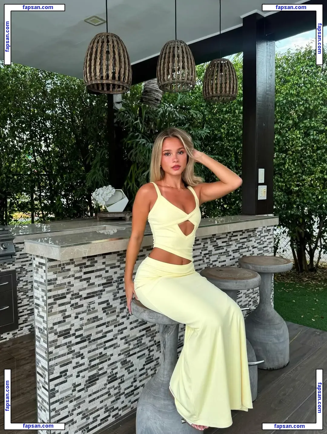 Katalina Cartmel nude photo #0022 from OnlyFans
