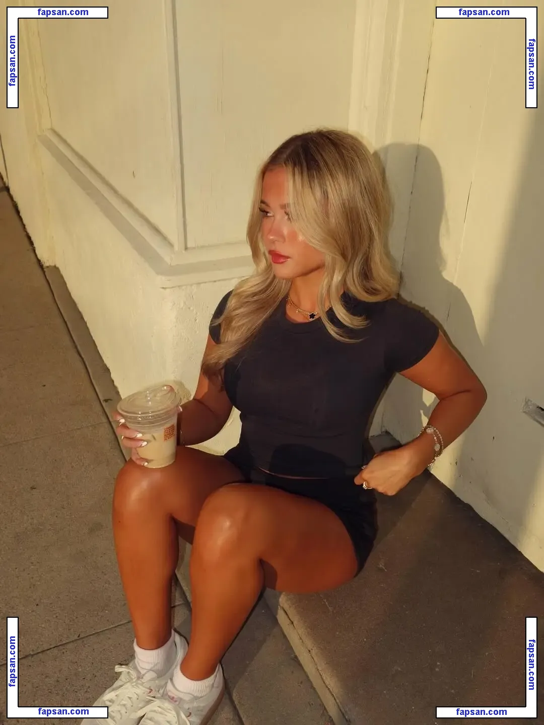 Katalina Cartmel голая фото #0036 с Онлифанс