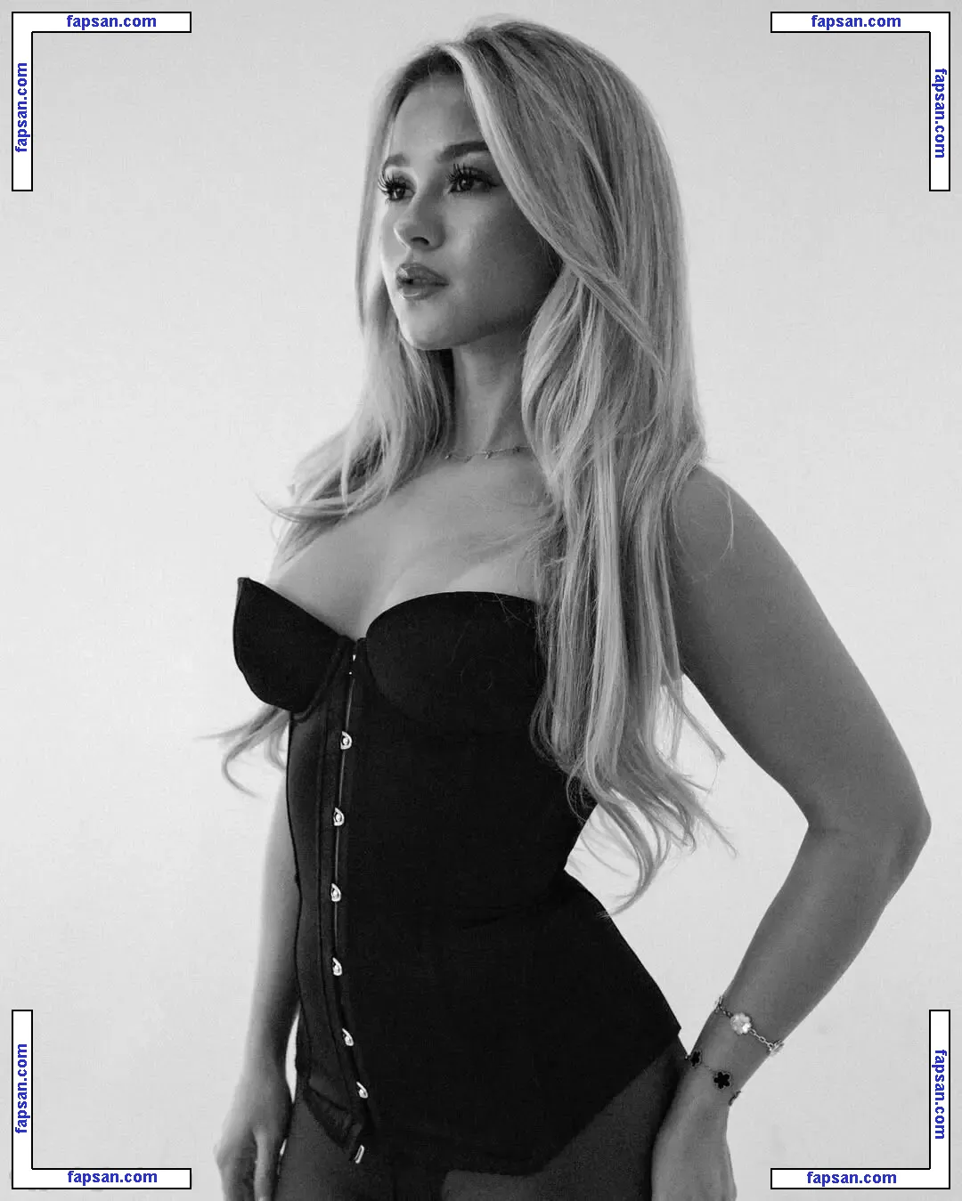 Katalina Cartmel голая фото #0051 с Онлифанс