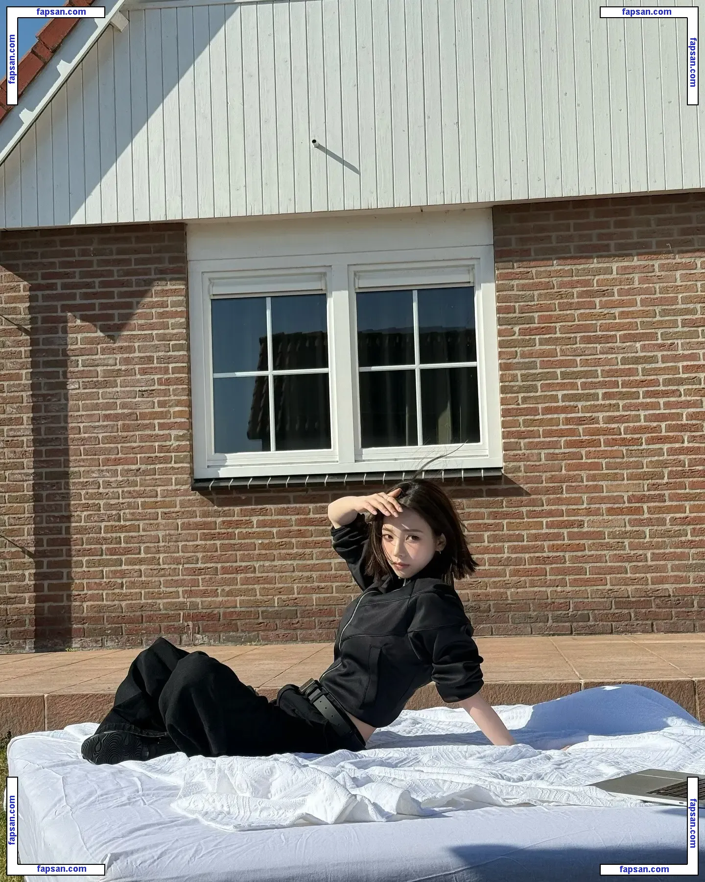 katarinabluu nude photo #0501 from OnlyFans