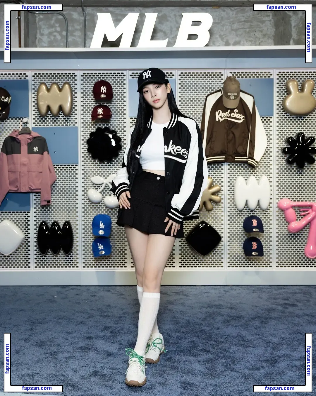 katarinabluu nude photo #0833 from OnlyFans