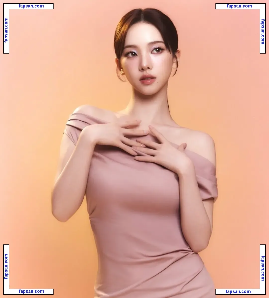 katarinabluu nude photo #0879 from OnlyFans