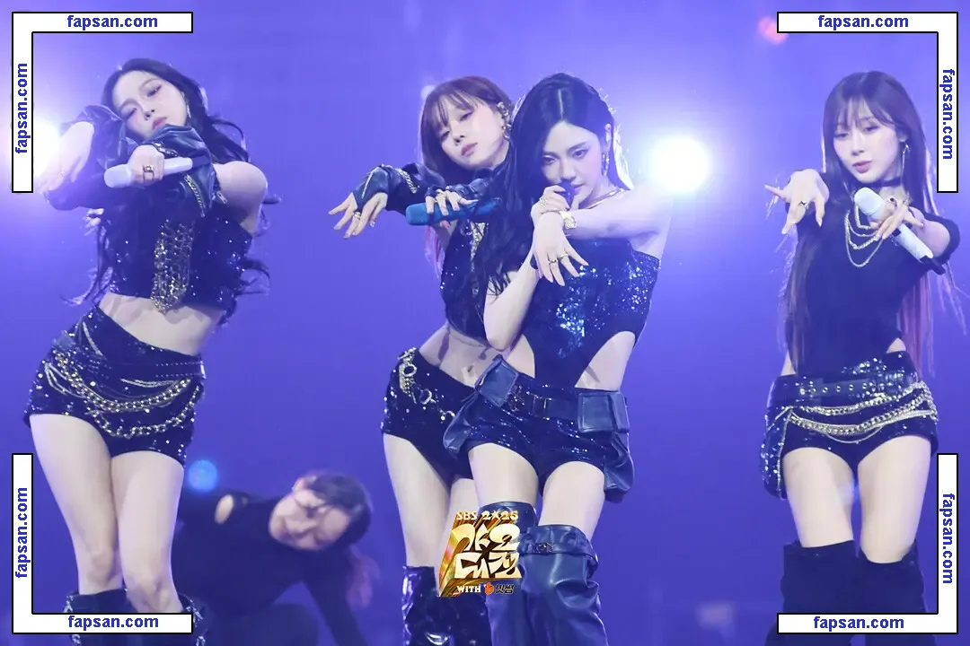 katarinabluu nude photo #0887 from OnlyFans