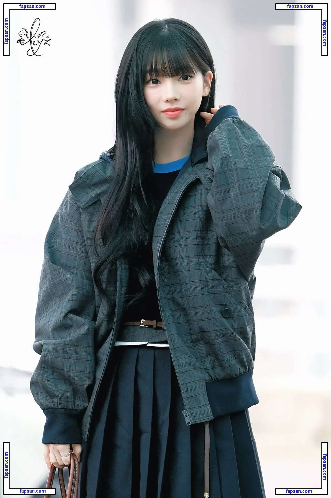 katarinabluu nude photo #0896 from OnlyFans