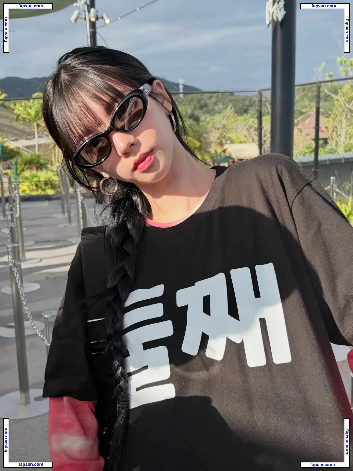 katarinabluu nude photo #0955 from OnlyFans