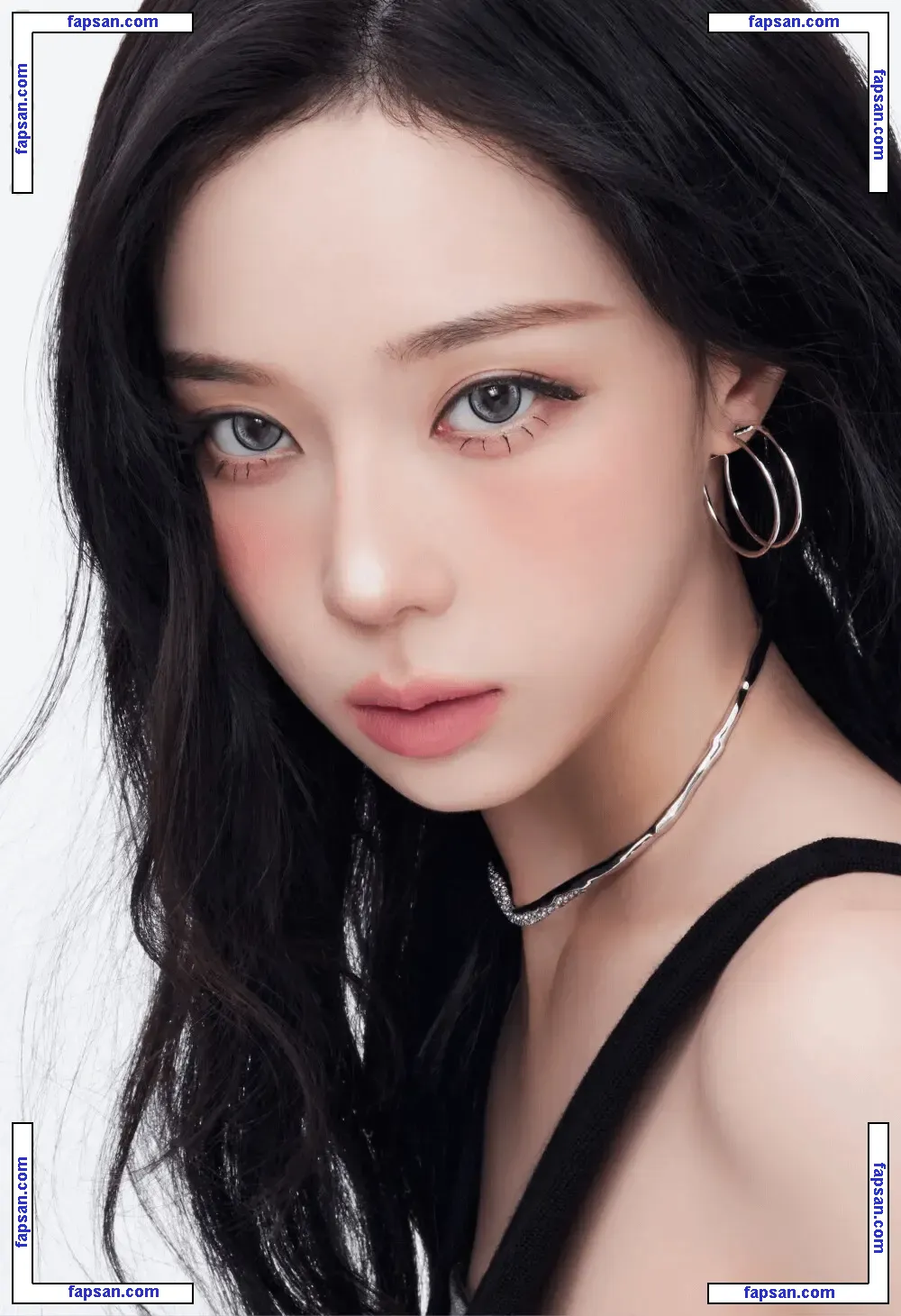 katarinabluu nude photo #0963 from OnlyFans