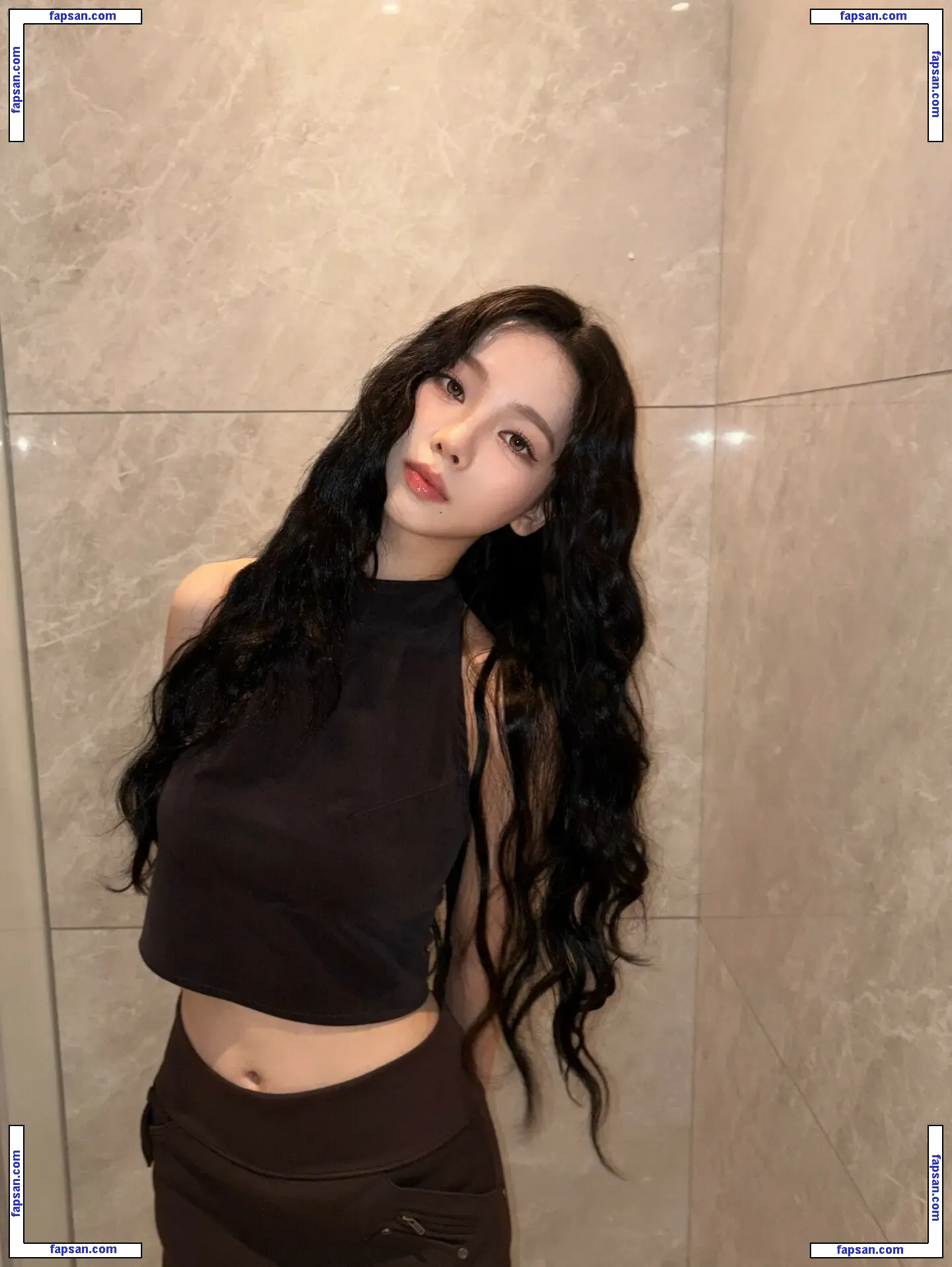 katarinabluu голая фото #0975 с Онлифанс