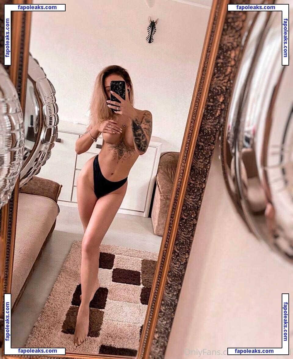 Kate Hazzard / kate.hazzard / katehazzard nude photo #0039 from OnlyFans